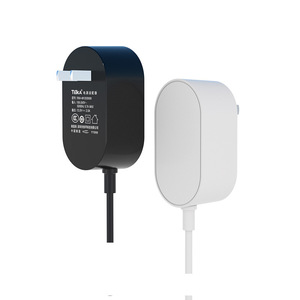 Adaptador de corriente universal TeKa 12V 2A 9V 2.5A 24V 1A para audio, video, redes y pequeños electrodomésticos - Product Image 2