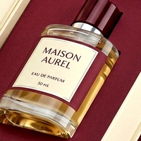 Boîte à parfum rigide de luxe sur mesure, style livre blanc magnétique, ouverture latérale, présentation pour emballage de parfum personnalisé