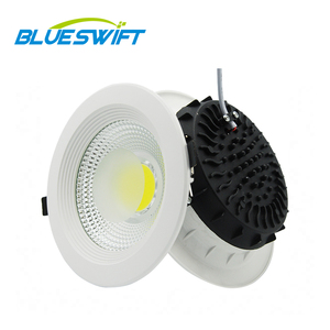 Réglable A Mené L'épi Vers Le Bas De <span class=keywords><strong>La</strong></span> Lumière 7w - Product Image 1