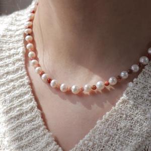 สร้อยคอมุกธรรมชาติ ZL7-5 ดีไซน์หรูหราสำหรับสาวๆ เหมาะกับเสื้อสเวตเตอร์สไตล์มาillard สำหรับฤดูใบไม้ร่วง/ฤดูหนาว ให้ลุคที่อ่อนโยนและสง่างาม - Product Image 3