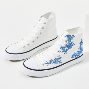 XRH Offre Spéciale brodé haut chaussures <span class=keywords><strong>en</strong></span> <span class=keywords><strong>toile</strong></span> fond plat blanc à lacets femmes <span class=keywords><strong>toile</strong></span> chaussures à la mode pour les femmes - Product Image 1