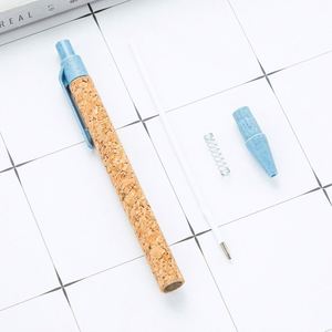 Bolígrafos Retráctiles Ecológicos con Diseño de Madera - Bolígrafos Promocionales Portátiles al por Mayor con Diseño de Corcho de Paja de Trigo y Serigrafía - Product Image 5