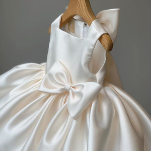 Le neonate vestono il primo <span class=keywords><strong>anno</strong></span> di compleanno della ragazza di fiori della principessa <span class=keywords><strong>vestito</strong></span> in camicia da spettacolo di pianoforte senza maniche <span class=keywords><strong>vestito</strong></span> Tutu solido con fiocco grande - Product Image 5