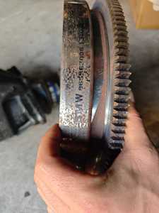 <span class=keywords><strong>Volant</strong></span> <span class=keywords><strong>moteur</strong></span> à double masse pour <span class=keywords><strong>moteur</strong></span> BMW B38 1.5T <span class=keywords><strong>Mini</strong></span> <span class=keywords><strong>Cooper</strong></span> F55 F56 F54 Countryman F60 2019-2024 139T 21208655638 21208482598 - Product Image 2