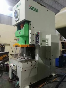 Presse à estamper SEYI SN1-160, 160 tonnes, machine <span class=keywords><strong>d</strong></span>'<span class=keywords><strong>occasion</strong></span> de haute qualité à vendre - Product Image 4