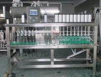 Machine isobare de remplissage et de bouchage de bouteilles de bière |   Capsuleuse efficace à 4/6/8/10 têtes