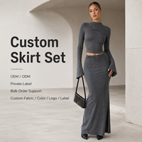 Ensemble deux pièces personnalisé pour femme : haut court à col montant et manches longues effet délavé, avec jupe longue – Tenue streetwear tendance