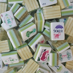 Tuiles de Mahjong Américain en Acrylique Luxe Miss <span class=keywords><strong>Darling</strong></span>, 160 Pièces, 3 Couches, Portables et Modernes, Idéales pour les Cadeaux et le Divertissement Adulte - Product Image 4
