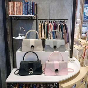 Sacs cabas tendance en cuir de luxe pour femmes collection 2025 Collection vente en gros - Product Image 3