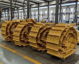 อะไหล่ช่วงล่างรถดันดินโคมัตสึ D85 ชุดโซ่และรองเท้าตีนตะขาบ ลูกกลิ้งล่าง สprocket ล้อหน้า ลูกกลิ้งนำหน้า ลูกกลิ้งบน - Product Image 3