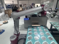 Station de travail robotisée automatique pour la manutention des matériaux, cellule de commande robotisée intégrée, robot pour machine CNC pour ligne de production CNC