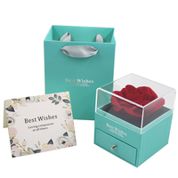 Idées cadeaux pour la fête des mères Boîte de roses en mousse de fleurs artificielles 2024