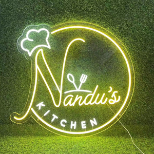 Panneau néon LED « Allez-moi-y-donner du poulet et dites-moi que <span class=keywords><strong>je</strong></span> suis belle » - Police jaune et blanche |   Lumière décorative pour restaurant de burgers, diner, café - Product Image 5