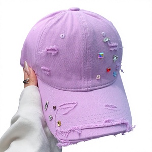 Nuovo Cappellino da Baseball Traspirante per Primavera ed Estate, Protezione Solare, Berretto Versatile Morbido con Visiera a Becco d'Anatra e Diamanti Colorati - Product Image 4