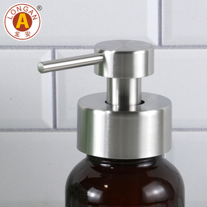 Produits chinois, flacons <span class=keywords><strong>de</strong></span> lotion en <span class=keywords><strong>verre</strong></span> givré <span class=keywords><strong>de</strong></span> luxe personnalisés, pompe à lotion dorée et flacons pour le lavage des mains, usine en Chine - Product Image 5