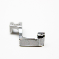 Pied de fermeture éclair invisible simple face T168 pour machine à coudre standard