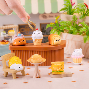 Miniature de gâteau de dessert cuit, accessoires mignons pour micro-paysages, figurine alimentaire miniature, ornement pour la décoration de la maison, du café, du restaurant et du bureau - Product Image 3