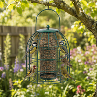 Mangeoire à oiseaux double cage verte avec cage à graines centrale en maille, grande poignée de suspension, couvercle en dôme et présentoir de jardin superposé