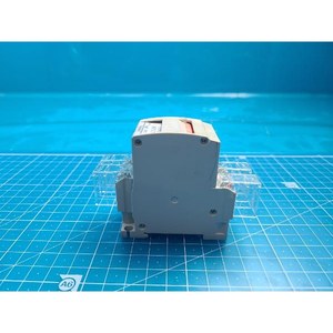 Protecteur de circuit Fuji CP32FM/2 CP32F-M002 d'occasion – Pièces détachées d'équipement semi-conducteur ancien - Product Image 1