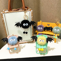 Porte-clés filet rouge dessin animé petit monstre mignon cartable poupée pendentif peluche chauve-souris alliage léger PVC Silicone métal porte-clés