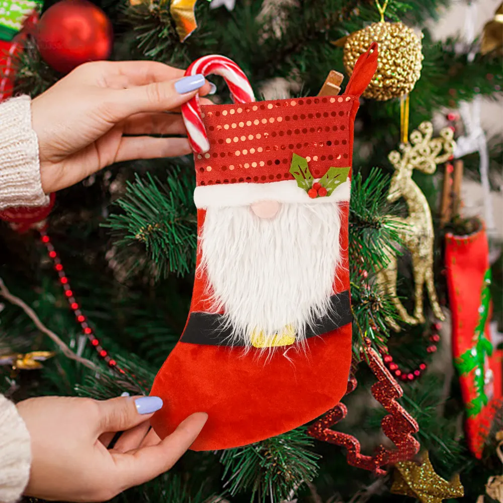 Meia de Natal de lantejoulas de veludo para decoração de Natal de Gnomo macio com logotipo OEM barato