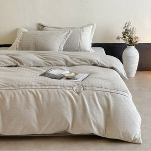 ชุดผ้าห่มนวมขนแกะดูโอ ซี ไอ เม่ย เหมียน คัง 4 ชิ้น สีพื้น สำหรับฤดูหนาว อุ่นสบาย ใช้ในบ้าน ซักเครื่องได้ - Product Image 5