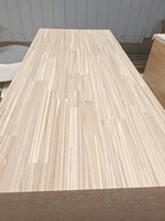 Planche de surf en bois de paulownia massif sur mesure avec joints à languettes, design traditionnel pour usage en atelier