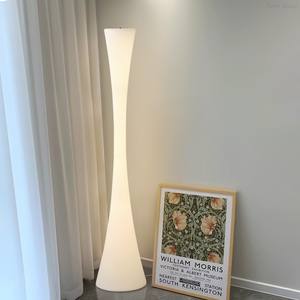 Lámpara de Pie LED para Exteriores, Impermeable, Base E27, Construcción de Plástico, Altura Ajustable, Diseño Moderno, Lámpara de Jardín con Energía Solar - Product Image 2