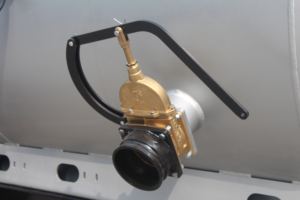 Camión <span class=keywords><strong>Cisterna</strong></span> de Succión al Vacío para Aguas Residuales de 10000L, Camiones de Succión de Lodos, Heces y Desechos Fecales en Venta - Product Image 2