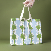 Sacs cadeaux en papier à imprimé floral personnalisé avec nœud en ruban de satin, vente en gros d'usine OEM ODM