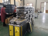 RS-68/69  Fenêtre de ventilation en plastique de haute qualité à montage latéral pour poulailler et fermes avicoles
