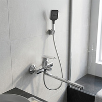 Ensemble de douche mural en laiton poli de haute qualité avec robinet de baignoire et jet doux pour salles de bain d'appartements et d'hôtels