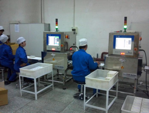 Food Grade X ray Inspeção sistemas agulha <span class=keywords><strong>detector</strong></span> de metais para alimentos, pano, sapatos Indústrias - Product Image 4