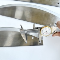 Cuchilla Industrial de Acero Inoxidable en Forma de Media Luna para Cortadora de Vegetales, con Orificios de Montaje Personalizables