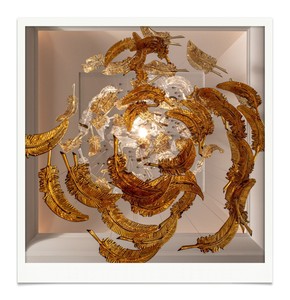Lustre suspendu moderne et élégant pour hôtel, Restaurant, boutique, décor artistique, pièces <span class=keywords><strong>de</strong></span> plumes ambrées et claires, lustre fabriqué - Product Image 2