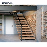 Escaliers droits duplex d'intérieur minimalistes industriels de luxe et kits modulaires de cas d'escalier avec des bandes de roulement en bois