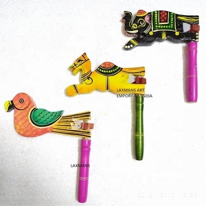 Jouets en bois faits à la main pour enfants jouets en bois cadeaux en bois artisanat en bois artisanat décoratif en bois - Product Image 1