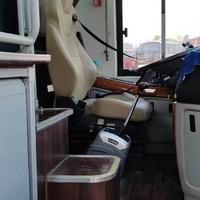 Autocar à deux étages de luxe pour longues distances, avec cabine couchette, grande capacité 55 places, bon prix à vendre