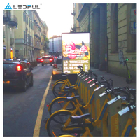 Publicité en plein air de 10 pièces OEM ODM P2.5 P3 P4 P5, équipement de jeu pour la publicité professionnelle, Totem, écran d'affichage LED