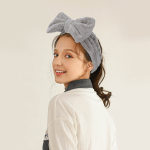 Accessoires pour cheveux : Bandeau turban doux en polaire Carol avec nœud, personnalisé, pour maquillage et spa, pour femmes - Product Image 6