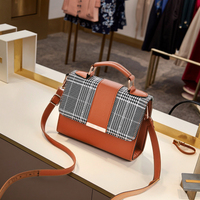 Neueste Damenmode-Geldbörsen und Elegante Taschen im Großhandel - Meistverkaufte Modelle mit offenem Verschluss, Langlebig und Tragbar