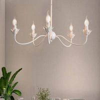 Lustre Vintage Français Crème Décoratif en Laiton Blanc, Pétale de Fleur, LED 5 Lumières, Lampe Suspendue de Luxe Style Pastoral pour Jardin