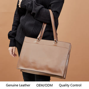 Sac Weekender Cuir Véritable Vache Femme Voyage Avion Bagage Cabine <span class=keywords><strong>Vacances</strong></span> Grande Capacité Rangement Épaule Main Premium - Product Image 1