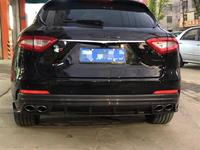 Séparateur de pare-chocs arrière de voiture de haute qualité adapté au diffuseur arrière en Fiber de carbone Maserati Levante
