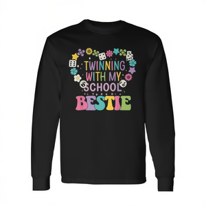 T-shirt à manches longues assorti pour jumelles d'école, avec inscription « Twinning With My School Bestie » - Product Image 2