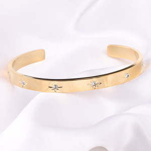 Pulsera de Diamantes de 6MM en Acero Inoxidable, Chapada en Oro de Titanio, con Diamantes Sintéticos de Corte Brillante Redondo, Unisex, para Uso Diario - Product Image 2