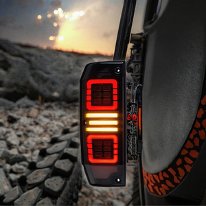 Nouvel ensemble de feux arrière LED 12V KGKB pour Land Cruiser LC76/LC70/71/78 2007-2023, clignotants séquentiels améliorés, installation Plug & Play - Product Image 3