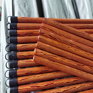 Proveedor de China, cepillos para el suelo del hogar, escoba de plástico con mango de escoba recubierto de Pvc, hilo italiano de madera - Product Image 6