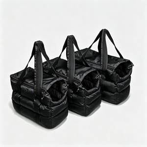 Bolsa de Transporte Acolchada para Mascotas, Ecológica, Reciclada, Tipo Puffer, Disponible en Varios Tamaños para Perros Pequeños, para Paseos al Aire Libre - Product Image 1