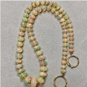 Collar con cuentas de ópalo etíope de piedras preciosas naturales reales con chapado en oro amarillo de 18 quilates - Product Image 1